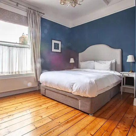 Victorian-chic 3bd Family Dublin! Szálloda