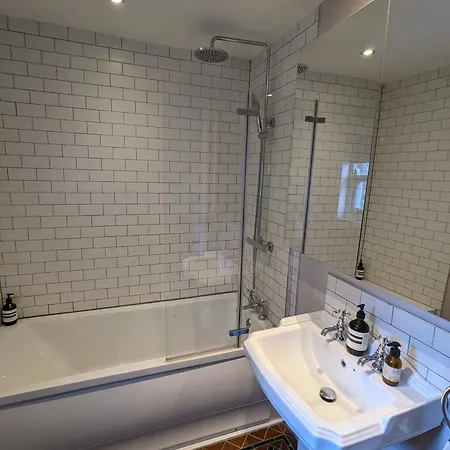 Victorian-chic 3bd Family Dublin! Szálloda Dublin